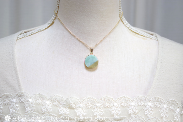 【訂製款】樹脂藝術圓形吊墜（阿波羅聖樹） 第4張的照片