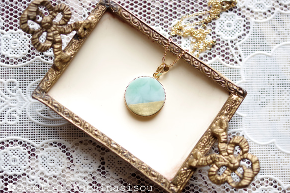 【訂製款】樹脂藝術圓形吊墜（阿波羅聖樹） 第1張的照片