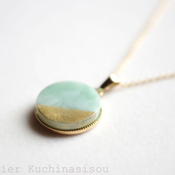 【訂製款】樹脂藝術圓形吊墜（阿波羅聖樹） 第3張的照片