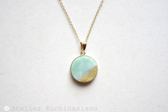 【訂製款】樹脂藝術圓形吊墜（阿波羅聖樹） 第2張的照片