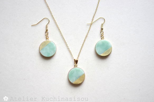 【訂製款】樹脂藝術圓形吊墜（阿波羅聖樹） 第8張的照片