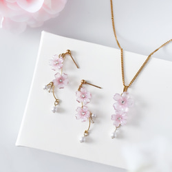 [] 花柄モチーフのネックレス・イヤリングセット 新品！ Creema限定販売】【特集掲載】春のご自愛福袋 桜 ピアス イヤリング