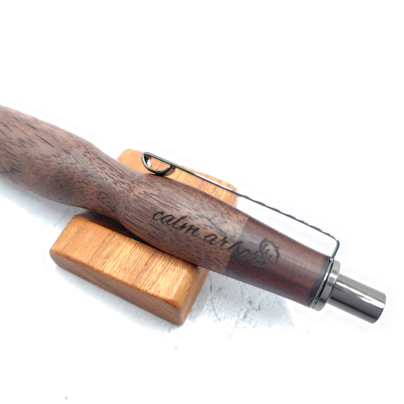 ウォルナットと黒檀の木軸ボールペン（期間限定値下げ中！） 5枚目の画像