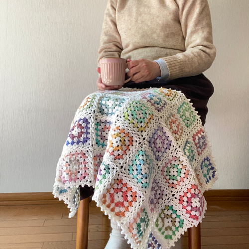 手編み レインボーガーデン＊ひざ掛けブランケット♢ベビー毛糸で