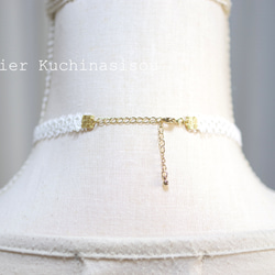 【訂製款】樹脂藝術圓形圖案、梭織花邊和緞帶項鍊“昏昏欲睡” 第6張的照片