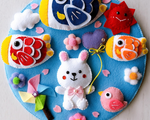 ハンドメイド・フェルト・リース・フレーム飾り　専用 こいのぼりのフェルトリース＊玄関飾り＊季節の壁飾り 約20cm リース