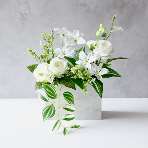 白グリーン フェイクフラワー ボックスアレンジ 白花 造花 花