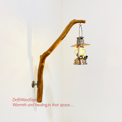 流木インテリア ランプや小物を飾れる天然流木の壁掛けスタンド ランタン 置物 北欧 照明 自然 N30 1枚目の画像