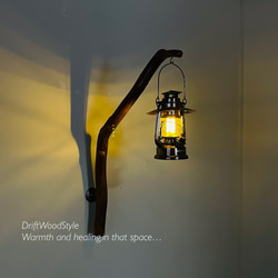 流木インテリア ランプや小物を飾れる天然流木の壁掛けスタンド ランタン 置物 北欧 照明 自然 N30 5枚目の画像