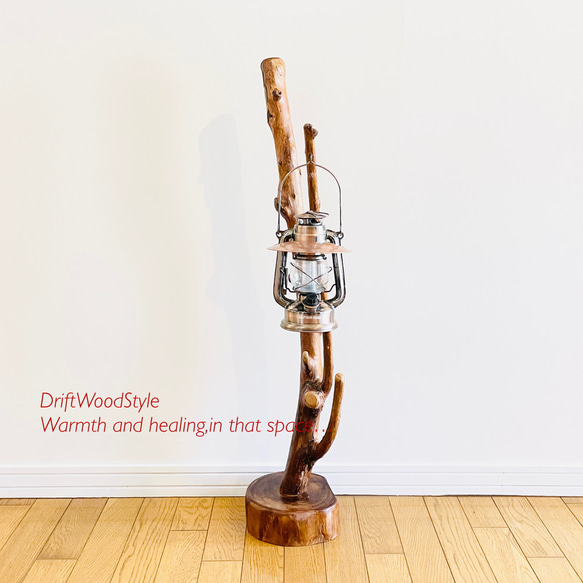 枝が斜めに伸びる流木スタンド ランタンやエアプラントを飾れる置物 N118 9枚目の画像