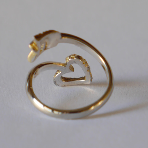 Love arrow ring（sv*K18GP）ハートの矢☆リング 指輪・リング Argent