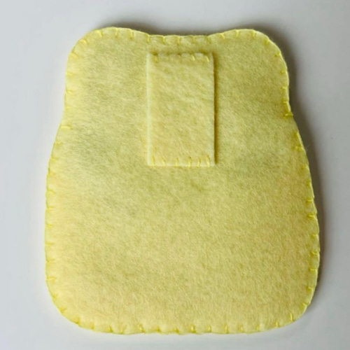 【恵翔 】アルファベット　ハンドメイド　フェルト　ネームタグ　名前ワッペン しろくまちゃん名札 お名前かける名札 ネームタグ フェルト名札 教育