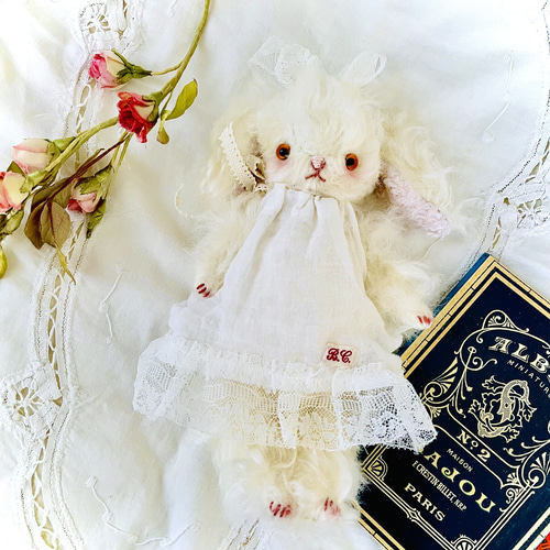 うさぎ好きさんのためのテディうさぎ 甘えたさんの垂れ耳うさぎちゃん