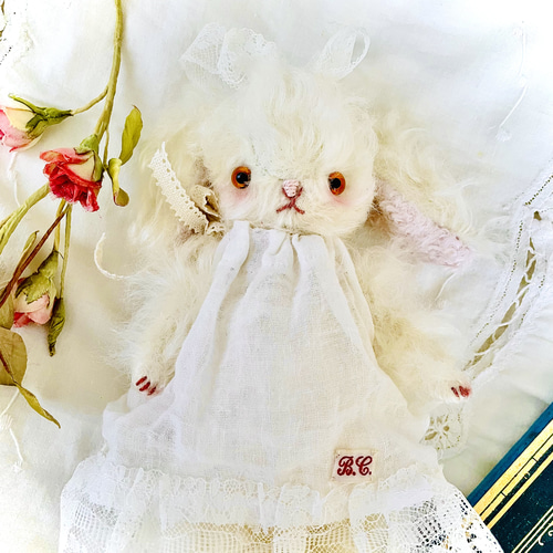 うさぎ好きさんのためのテディうさぎ 甘えたさんの垂れ耳うさぎちゃん