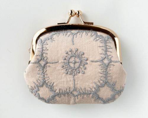 新品★ミナペルホネン財布★レースがま口 ハンドメイドミナペルホネン親子長財布がま口pomppia ピンクベージュ