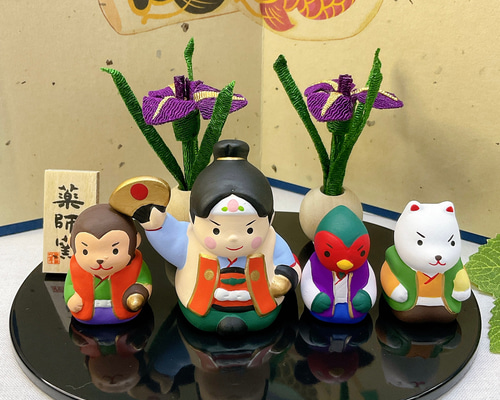 五月人形【錦彩桃太郎飾り ＆ ちりめん細工 花菖蒲一対】端午の節句