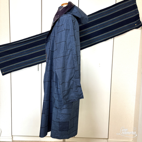大島紬 / リアルファー リバーシブルコート 美品 着物リメイク 大島紬とピンク紬のフード付リバーシブルコート（着物リメイク