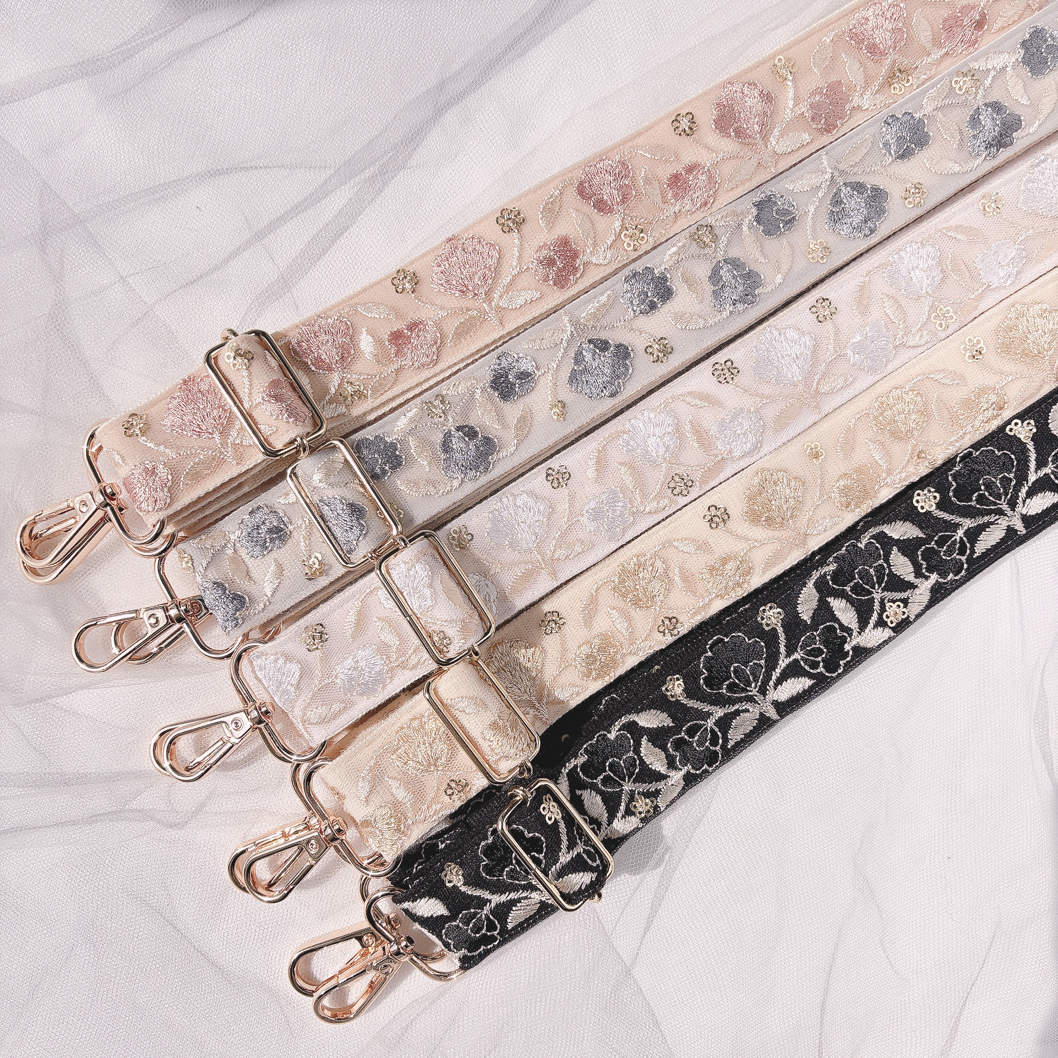 ⑅インド刺繍リボン⑅ ショルダーストラップ チューリップ柄 携帯