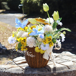 ずっときれい！花台＆花瓶＆さりげなくお上品な桜とチューリップの