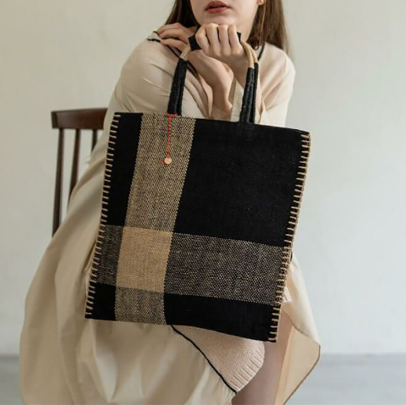 店内商品がすべてレジにて半額！！ ハンドメイド　かごバッグ　リネン　麻　ナチュラル　トートバッグ バッグ