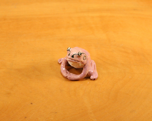 アマガエル 置物 アマガエル（桃色） 陶芸作品 置物（カエル 陶 フギュア） 立体
