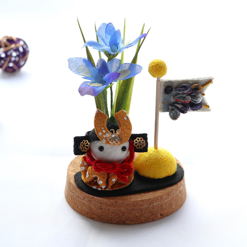 Beatrice Perini Just Like Me 人形 ガラスドーム付き Creema限定】ガラスドームに入った五月人形と菖蒲の花 端午の節句 五月