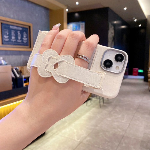 こあ　スマホケース iPhone リストストラップ リストストラップ付きカード収納型スマホケース iPhone 17/16/15 Pro