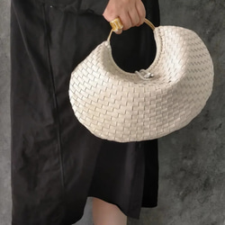 牛皮手工編織手提包 / Leather hand-woven bag「Papagena ivory」（收單後製作） 第6張的照片