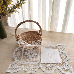 リネン 刺繍レースクッションカバー 鳥と花モチーフ 白糸刺繍 カット