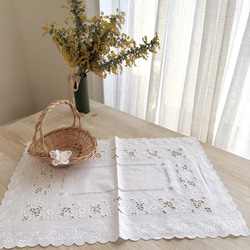 受注制作】北欧ハーダンガー刺繍 テーブルセンターミニ ホワイト