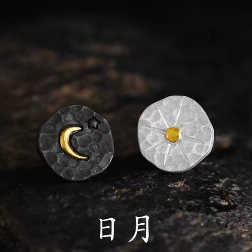 月*け様 指輪とピアス13、14号だそうです 純銀999 24K金象嵌 スタッドピアス「日月」 手作り 不規則デザイン
