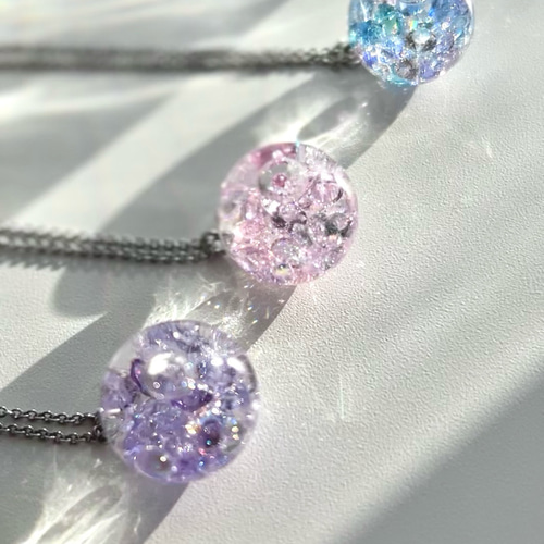 ♡春の夢 桜の雫ネックレス♡〜＊スワロフスキー＊スノードーム
