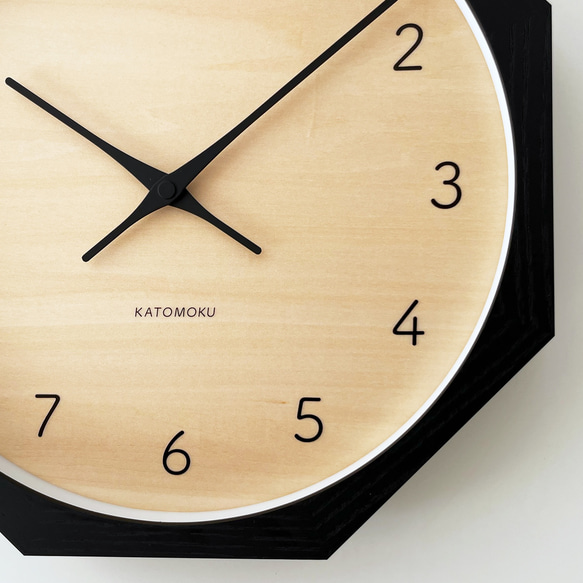 KATOMOKU muku clock 7 八角形 ブラック シナ文字盤 km-83BK8 掛け時計 木製 静か 9枚目の画像
