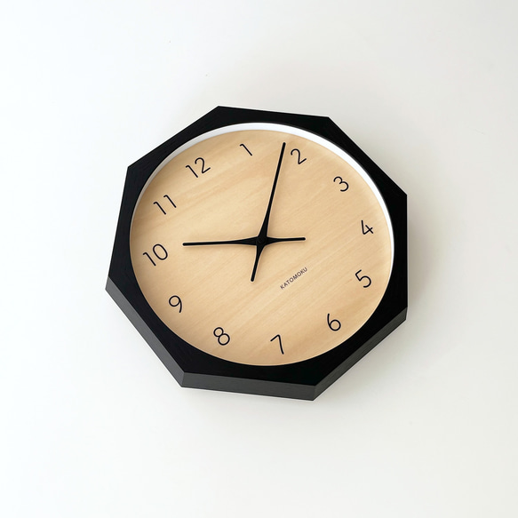 KATOMOKU muku clock 7 八角形 ブラック シナ文字盤 km-83BK8 掛け時計 木製 静か 5枚目の画像