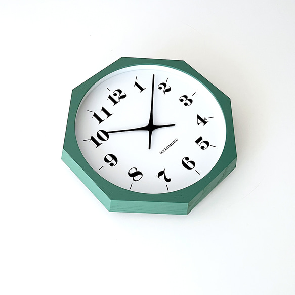 KATOMOKU muku clock 12 八角形 グリーン km-97GR8  掛け時計 木製 静か 6枚目の画像