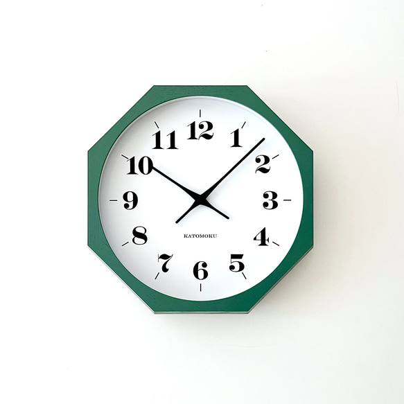KATOMOKU muku clock 12 八角形 グリーン km-97GR8  掛け時計 木製 静か 5枚目の画像