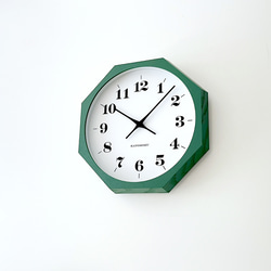 KATOMOKU muku clock 12 八角形 グリーン km-97GR8  掛け時計 木製 静か 1枚目の画像