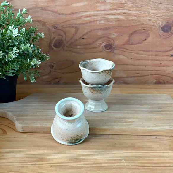 《数量限定・特別価格》花びら小鉢｜高台付き珍味　伊賀織部 3枚目の画像