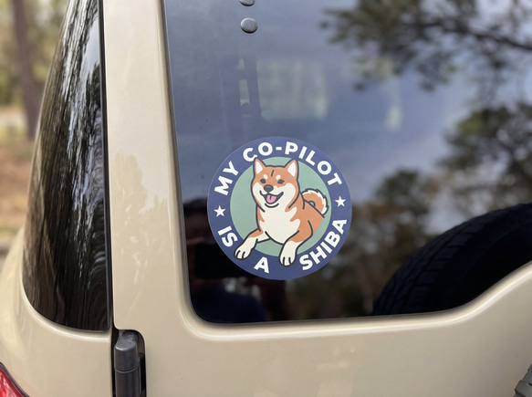 赤柴】副操縦士は柴犬！カーステッカー「MY CO-PILOT IS A SHIBA」耐水