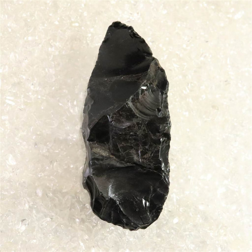 黒曜石　石器 男のロマン　　２５０１１５－９９ 黒曜石 打製石器 99mm 後期旧石器時代 東北・北海道地域 79.0g #85670