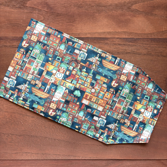 【文庫】不思議な本の街のブックカバー　ブルー　型崩れしにくい　布　サイズ変更可能　　 6枚目の画像