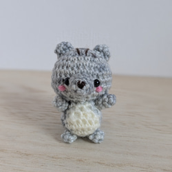 あみぐるみ 猫 黒白 眉毛 ストラップ 特殊 ハンドメイド あみぐるみ