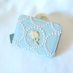 受注】刺繍2 お札の折れない二つ折り財布 ライトブルー×ライトピンク