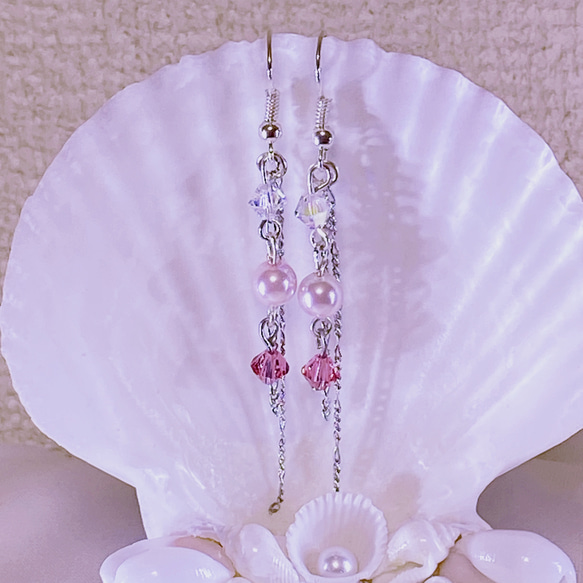 スワロフスキービーズとパールが可愛いチェーンピアス♡選べるカラー♡ 5枚目の画像