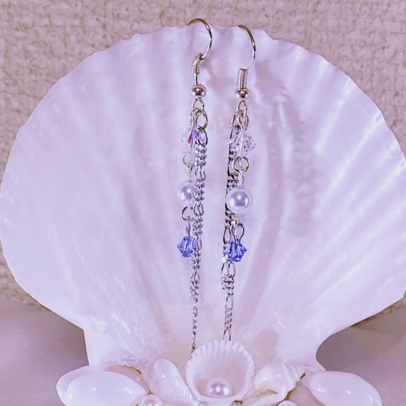 スワロフスキービーズとパールが可愛いチェーンピアス♡選べるカラー♡ 3枚目の画像