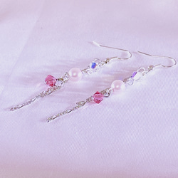 スワロフスキービーズとパールが可愛いチェーンピアス♡選べるカラー♡ 6枚目の画像