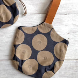 新作♡あんぱん柄♡小さいのにちゃんと主役♪ミニバック★革の持ち手が可愛い♡母の日や誕生日プレゼントにも♪ 10枚目の画像