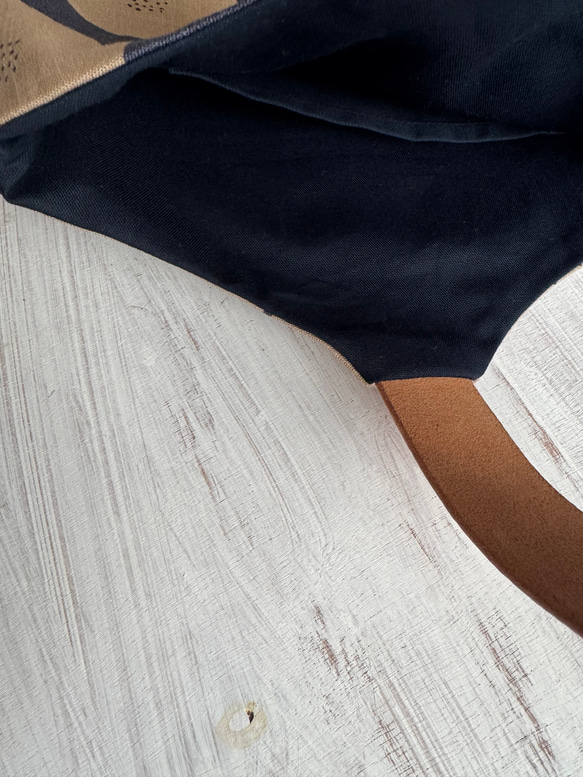 新作♡あんぱん柄♡小さいのにちゃんと主役♪ミニバック★革の持ち手が可愛い♡母の日や誕生日プレゼントにも♪ 13枚目の画像