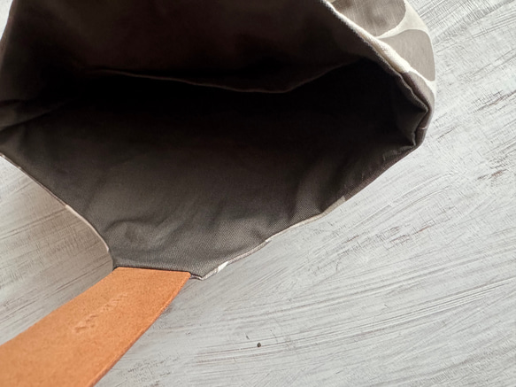 新作♡あんぱん柄♡小さいのにちゃんと主役♪ミニバック★革の持ち手が可愛い♡母の日や誕生日プレゼントにも♪ 9枚目の画像