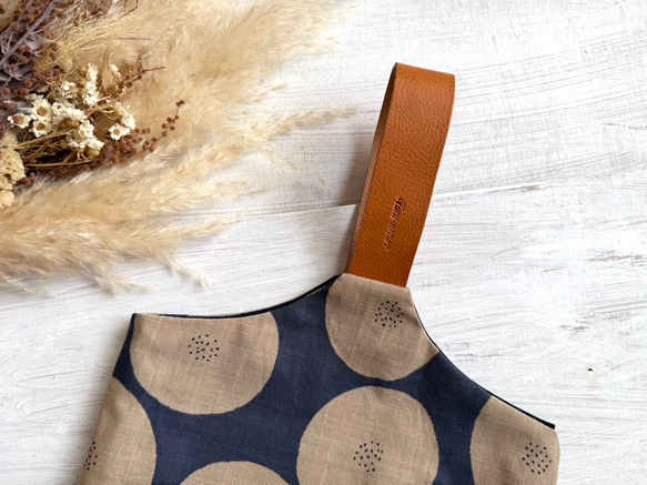 新作♡あんぱん柄♡小さいのにちゃんと主役♪ミニバック★革の持ち手が可愛い♡母の日や誕生日プレゼントにも♪ 12枚目の画像